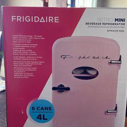 Retro Mini Beverage Refrigerator 6 Cans- Frigidaire