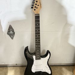 Vangoa Standard Series Electric Guitar Strat Style Black