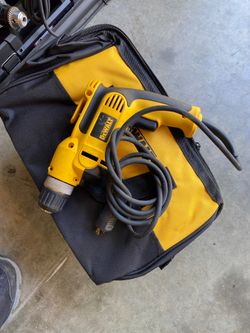 DEWALT -120v 7A-3/8”(10mm) VSR Drill