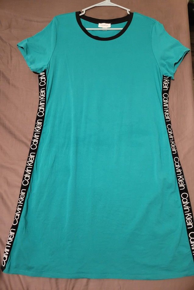 Women (L-XL) Dresses $15-25/ea OBO for Multi/ALL