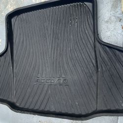 2018-2022 Honda Accord Trunk Tray- 8u45tva101

Used OEM