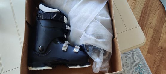Dalbello Aspire 65 Women's ski Boots Size 23.5 - Brand New