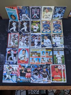 29 Christian Yelich baseball cards lot Milwaukee Brewers Miami Marlins
