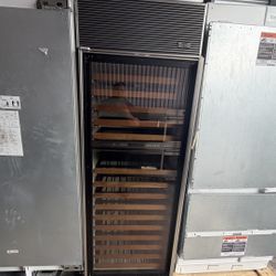 Sub-Zero 430G/F Wine Storage + Freezer – Like New – $1,499  Premium Sub-Zero wine storage unit with freezer — like new condition and ready for install