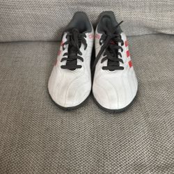 Adidas,copa,size 4