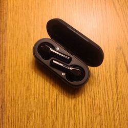 Tama's Electronics Bluetooth Earbuds | Headphones | Black