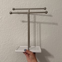 Necklace Holder