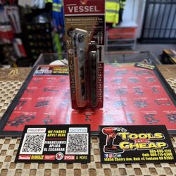 VESSEL Flat Ratchet Screwdriver & 11 pc. Bit Set