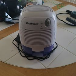 Pro Breeze Dehumidifier