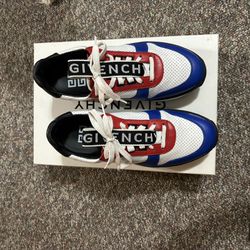 Men Givenchy Sneakers Size 41
