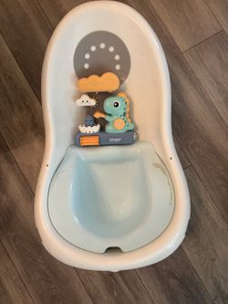 Infant Bathtub + Waterfall Bath Toy