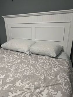 White bedroom Set