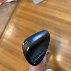 Cleveland RTX Zipcore 52 Degree Golf Wedge