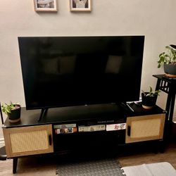 Tv + Tv rack 