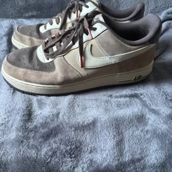 Nike Air Force 1’ ‘07