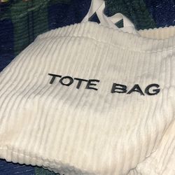 Tote bag