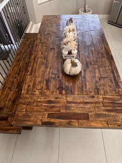 Dinning table