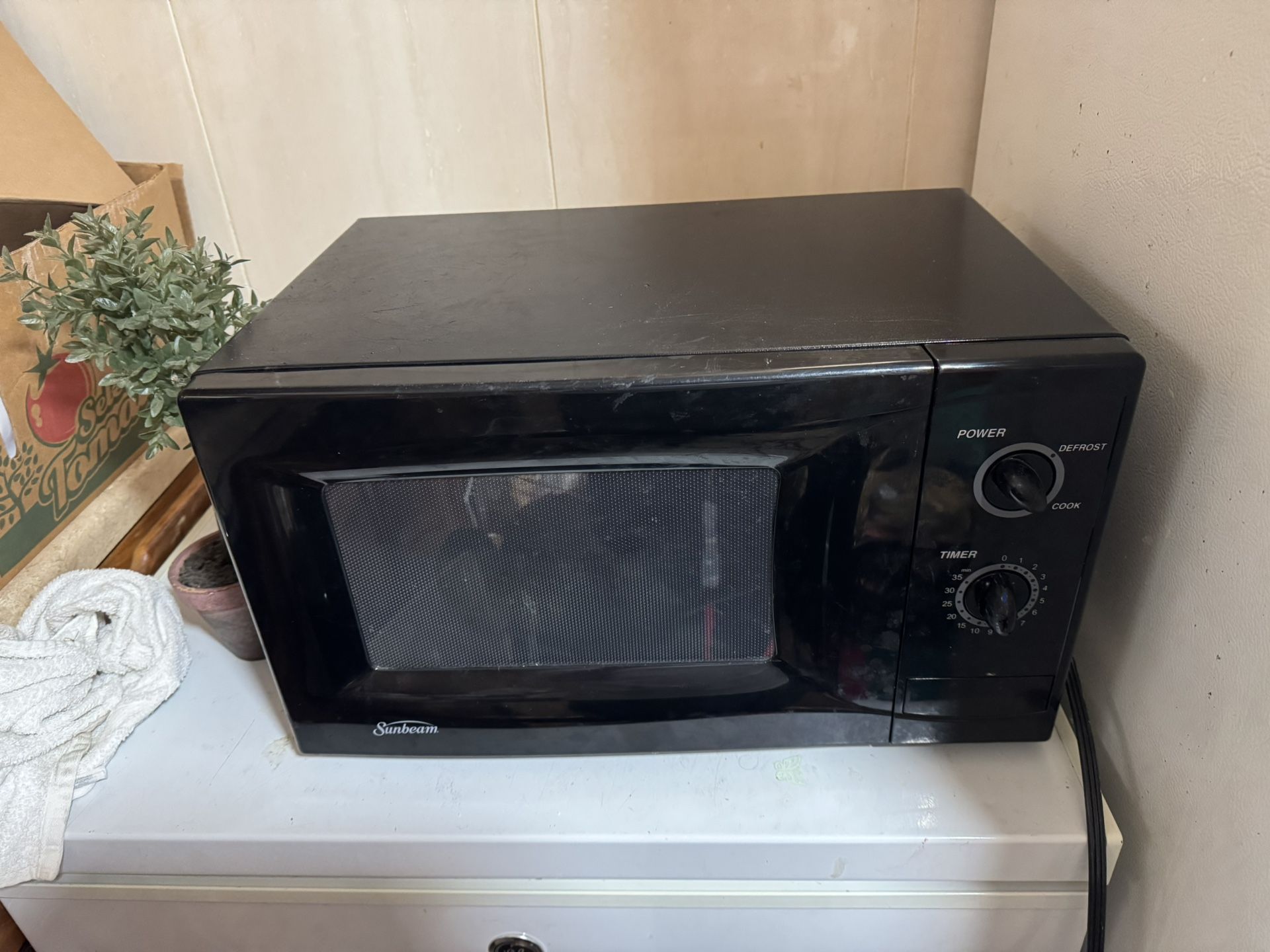 Microwave - Black