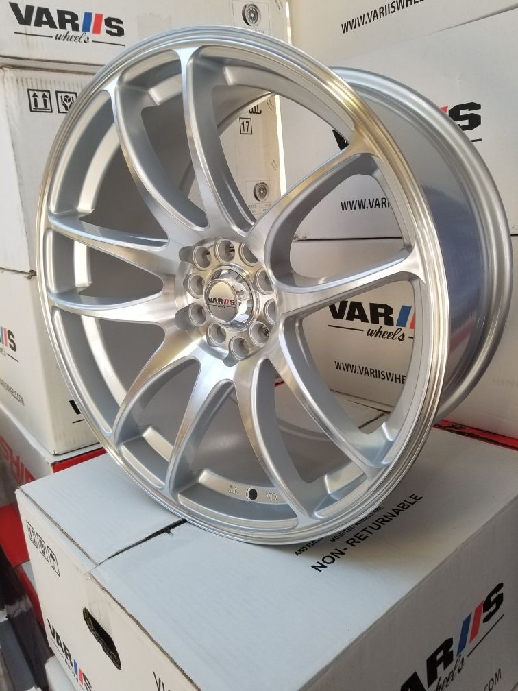 18" New Variis Wheels. 5 lug
