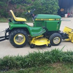 John Deere Lawn Mower