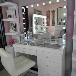 vanity with Bluetooth 