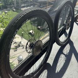 DT Swiss G540 Rims (650b) With 2.1” Gravelking Tires And Shimano 1x11 Speed 11-36T Cassette