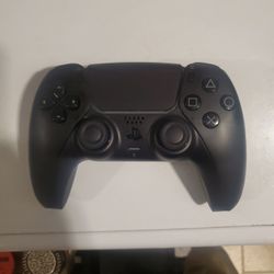 Midnight Black PS5 Controller