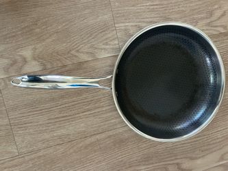 HexClad Hybrid Non-Stick Frying Pan