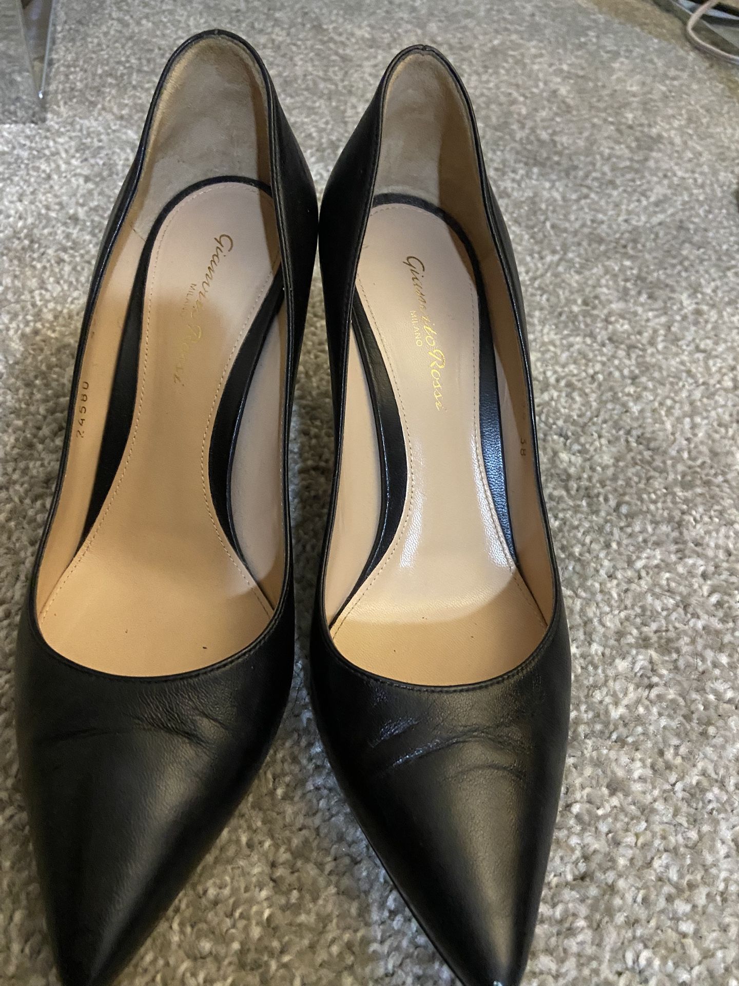 Giovanni Rossi Black Pumps