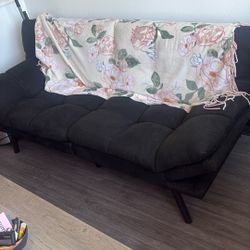 Black Futon, Almost New