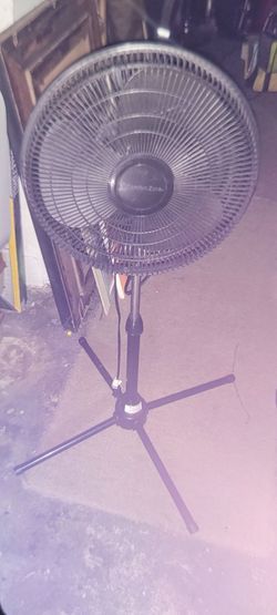 COMFORT ZONE FLOOR FAN