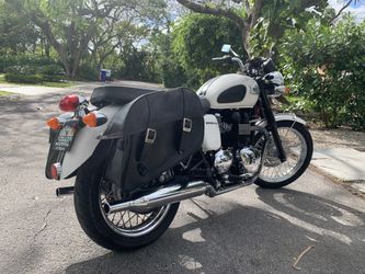 Triumph Boneville