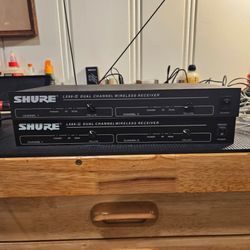 2 Shure LX88-II Wireless Microphone Receivers
