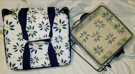 Ceramic oven pan w/ lid and carry rack