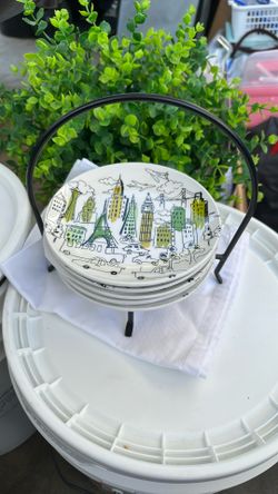 Green City Dessert 🧁 Plates By Signature Housewares New With Plate Stand Cute!😊 