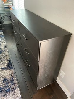 Dressing table