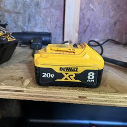 Dewalt 8.0 Battery