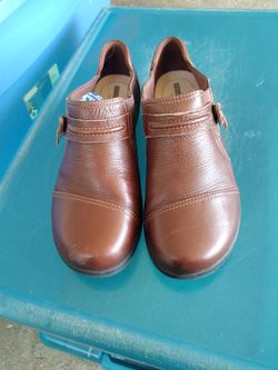 Clarks women's shoes