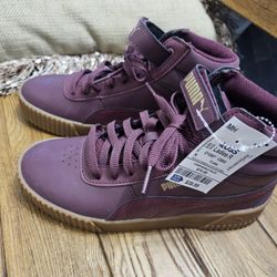 Womans Puma High Tops Carina Size 8.5
