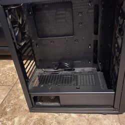 Thermal Take Atx Mid Tower Case With 3 Rgb Fans