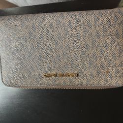 Micheal Kors Wallet