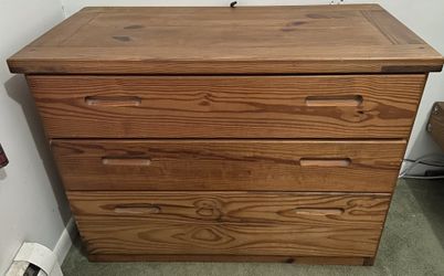 This End Up Wood Dresser 3 Drawers