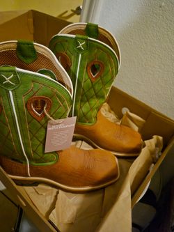 Twisted x con caskillo,safety toe,8.5D,9.5EE $165 pair, firm seagoville tx