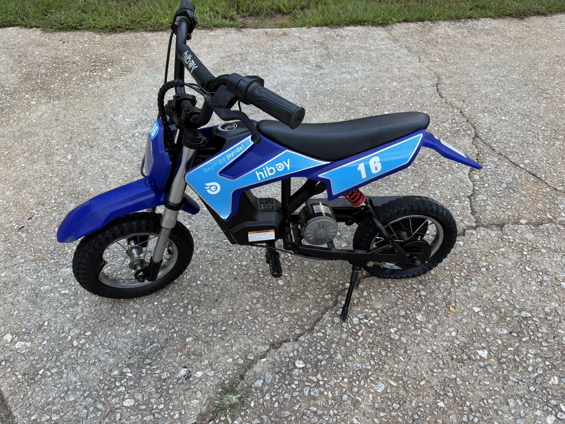 Free Free Free Kids Bike As Is No Charger Or Anything