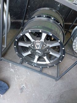 17x9 moto metal rims 6 lug 6x139 on new tires 33 1250 17
