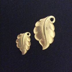Vintage Goldtone Leaf Brooch Pendant Duo 