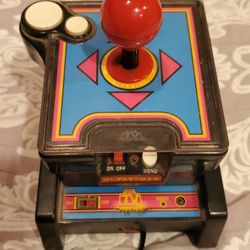 Namco  Ms. Pac-Man Wireless 7-in-1 TV Game