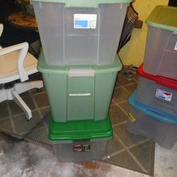 6 NEW EX LARG STORAGE BINS PAID 18 EACH SELL 6 EACH FIRM