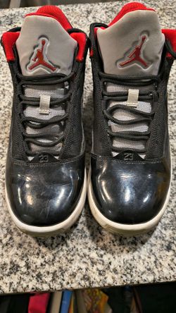 7 youth Jordans blk red white & gray