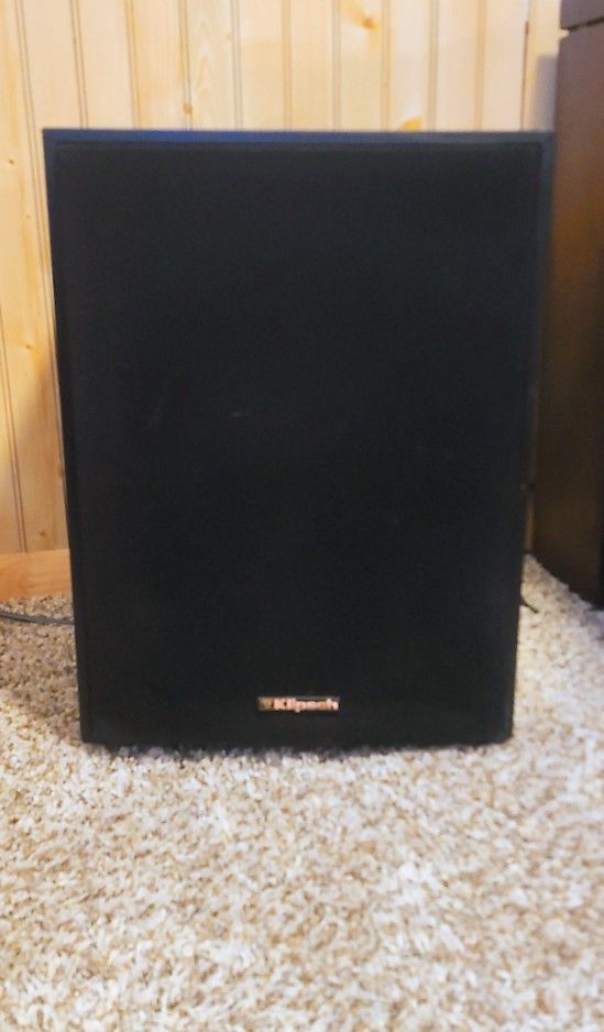 KLIPSCH 10" 100watt Powered Subwoofer